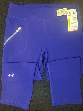 Under Armour HeatGear Compression Cropped Leggings Purple Zip Pocket Size M NWT